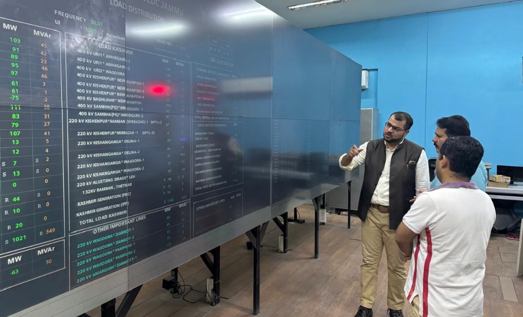 ADGP Jammu Zone reviews security arrangements for Kailash Kund Yatra