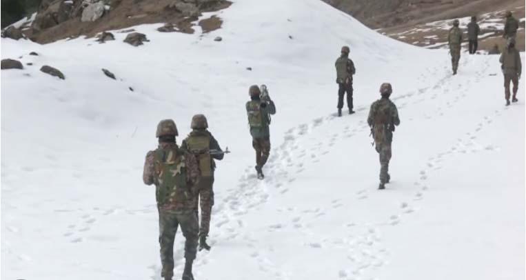 Army conducts patrolling in snow-covered Doda