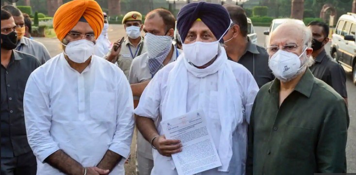 Akali Dal quits BJP-led NDA alliance over newly passed farm bills