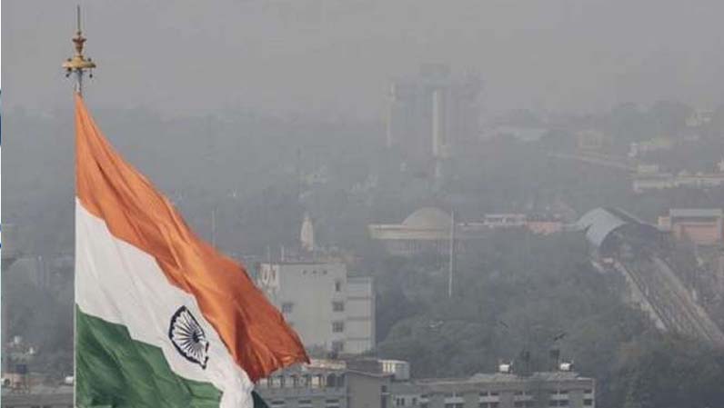 Air quality in Delhi falls to lower end of very poor category