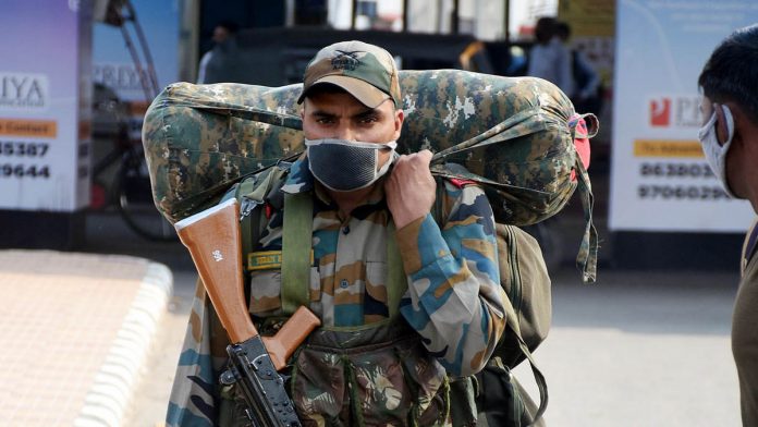 Defence, CAPF personnel exempted from RTPCR testing; administrative quarantine for inter-district Red to Orange in J-K