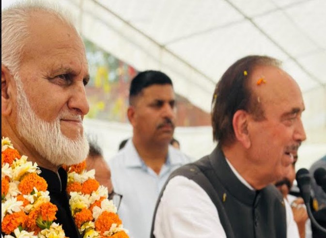 There will be no religious discrimination in my govt: Azad
