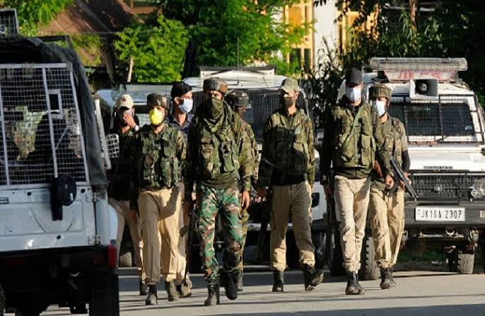 3 LeT Militant associate arrested by security forces, Arms and Ammunition recovered