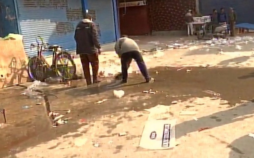 Srinagar: 1 killed, 16 injured after terrorists hurled a grenade on security forces in Lal Chowk area