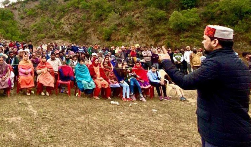Gupkar Gang Built Palatial Estates, Modi Govt Built Bunkers at Border”: MoS Anurag Thakur