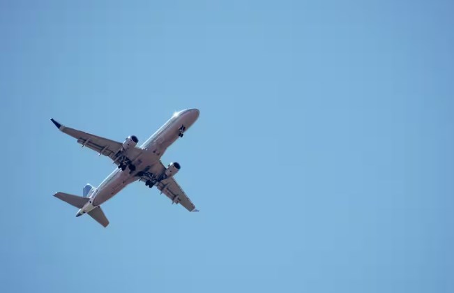 Domestic air traffic touches record high with 4.5 lakh daily passengers