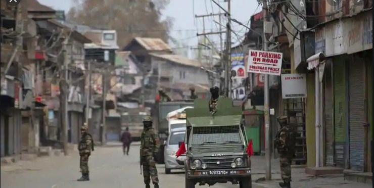 Terrorists attack BDC chairperson Fareeda Khan in Kashmir's Sopore