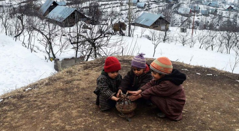 Night temp improves in Kashmir; Gulmarg freezes at minus 11.5 degree
