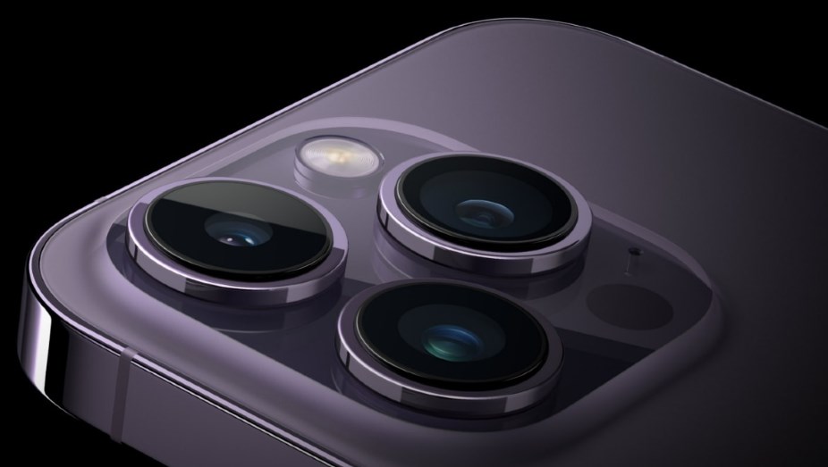 India's $550 Million Plan To Compete With China For Apple's Business
