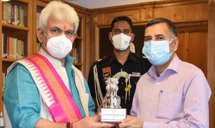Raj Bhavan bids farewell to Additional Secretary