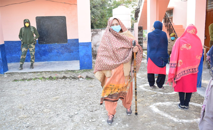 Jammu and Kashmir DDC elections 2020: Voting begins for eighth and final phase