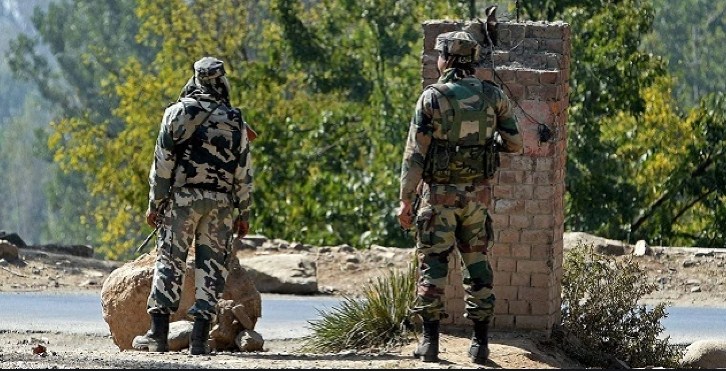 Pakistan violates ceasefire in Jammu and Kashmir's Baramulla