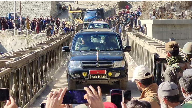 Bailey Bridge trial run ends, Jammu-Srinagar highway likely to reopen by today evening