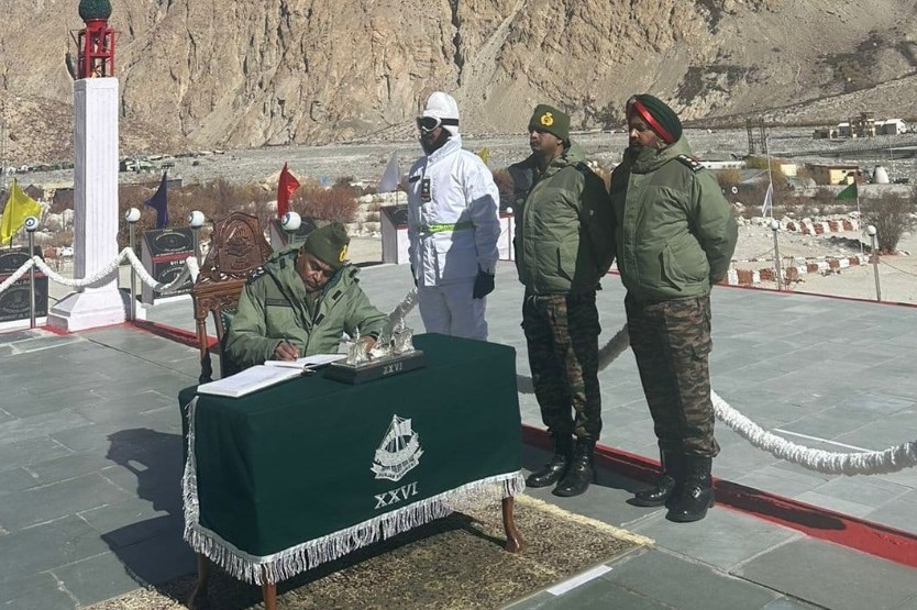 Army chief visits Siachen Base Camp, forward posts