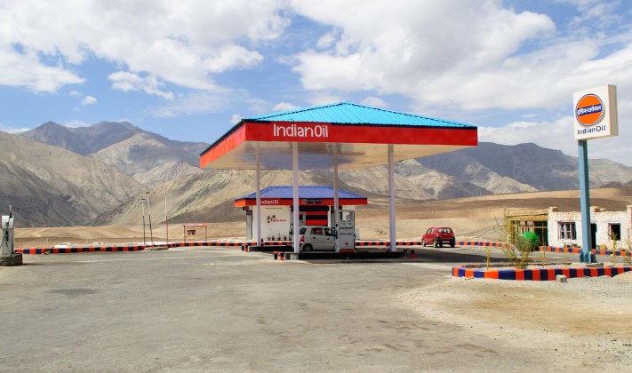 677 new petrol pumps to be set up in J&K, Ladakh