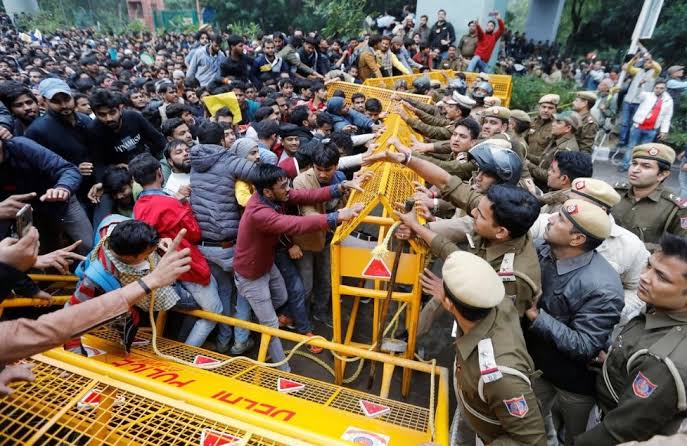 Two more die in Guwahati, Violent protest erupt in South Delhi over Citizenship law 