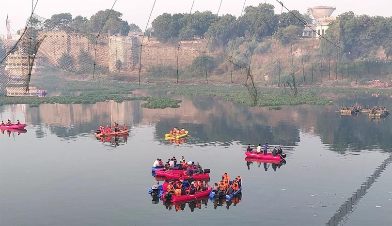 132 killed as bridge collapses in Gujarat's Morbi days after renovation; rescue ops on