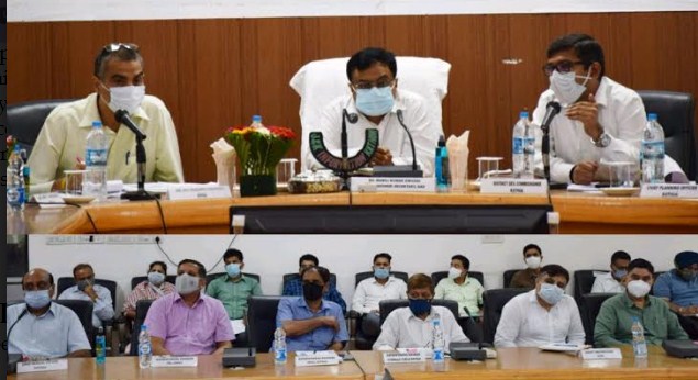Commissioner Secretary GAD visits Kathua; Reviews Development Scenario