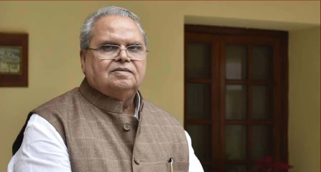 Former guv Satya Pal Malik examined by CBI in corruption cases registered after his allegations
