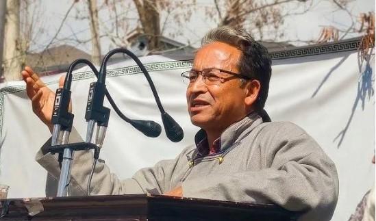 Sonam Wangchuk gets warm welcome in Kargil, calls for unity and equal rights for Ladakh