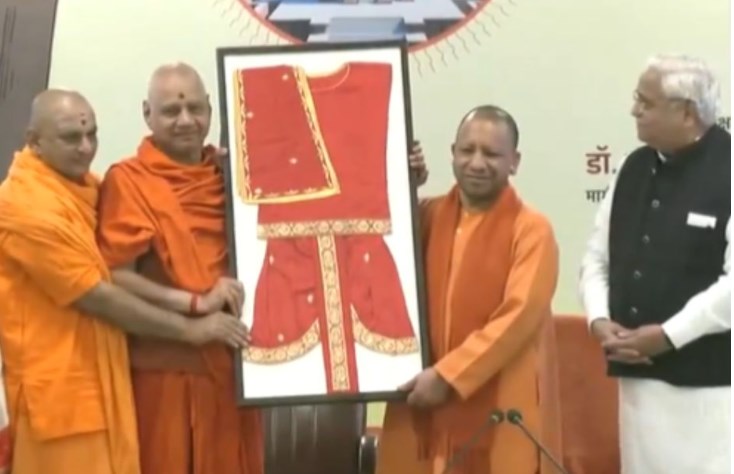 Ayodhya Ram Temple Update: CM Yogi Hands Over Special Clothes, Crafted By 12 Lakh Devotees, For Ram Lalla