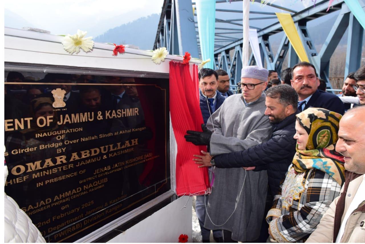 CM Omar Abdullah inaugurates Akhal Bridge at Kangan