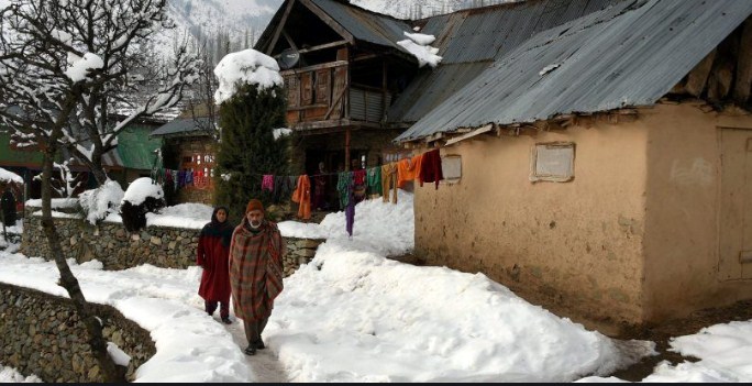 Srinagar experiences season’s coldest night as mercury plunges to -7.8°C