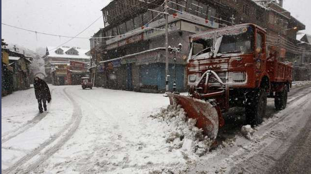 Heavy snow, rain forecast for Jammu and Kashmir and Ladakh over next 48 hours: IMD