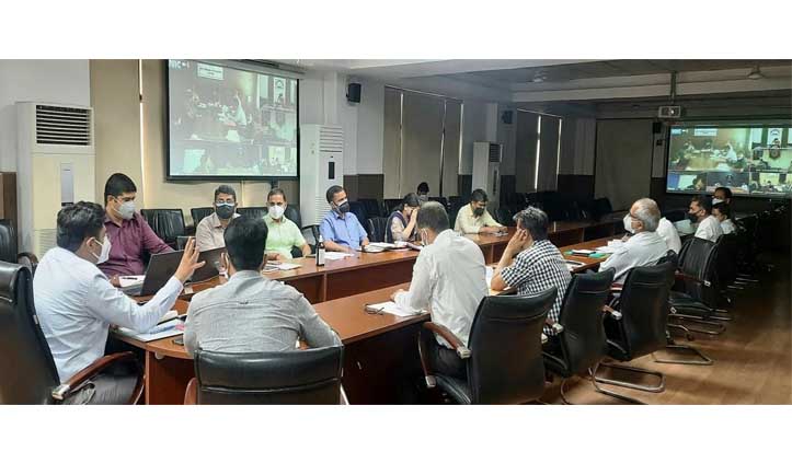 Div Com reviews road safety measures in Jammu division