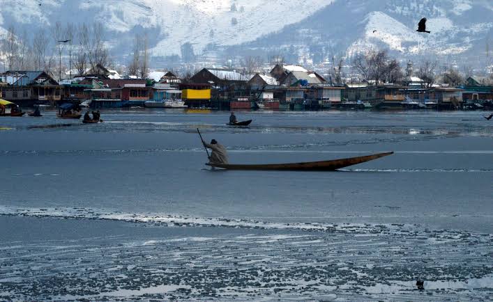 Dal Lake Freezes as temperature drops further in Kashmir Valley, Srinagar records coldest night