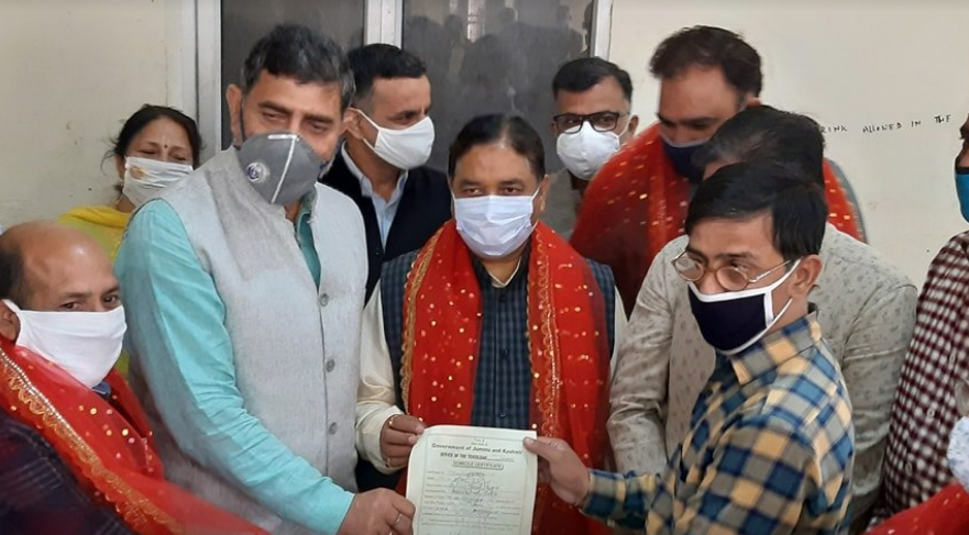 BJP Talab Tillo Mandal Distributes Domiciles