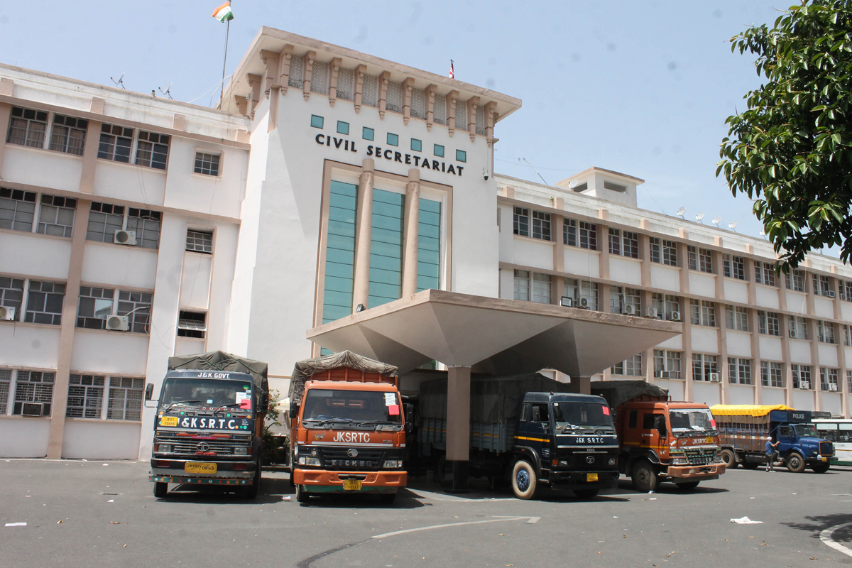 All Durbar Move offices to close in Jammu on 26th June , open in Srinagar on 6th July; employees to work on 'as is where is basis'