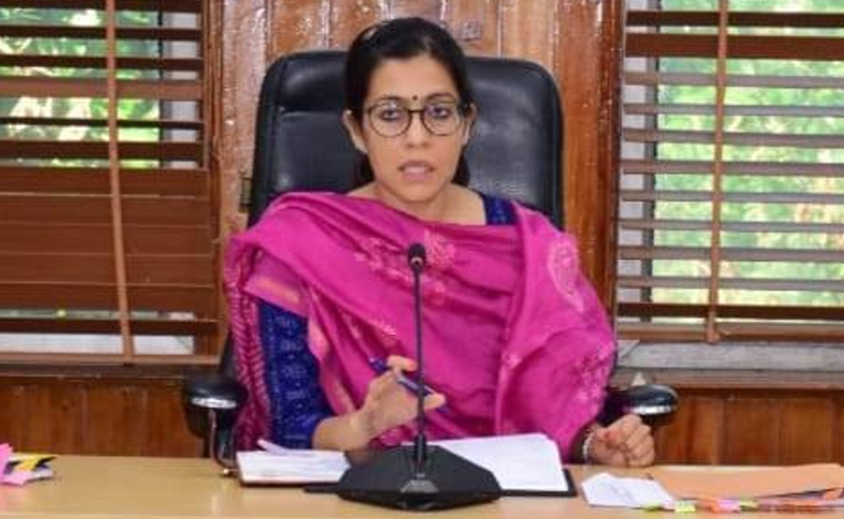 Holders of Arms licenses not uploaded on NDAL-ALIS to deposit arms within 15 days: DM Jammu