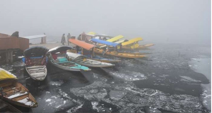 Little respite from cold in Kashmir