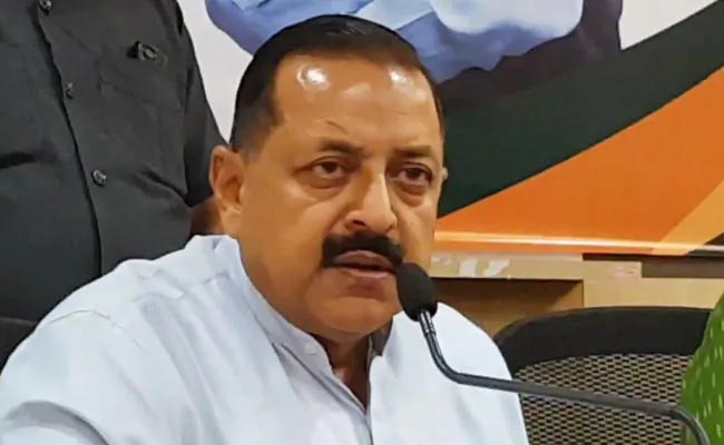 Let 3 leaders ''remain inside'' if you see Valley is peaceful due their detention:Jitendra to officers