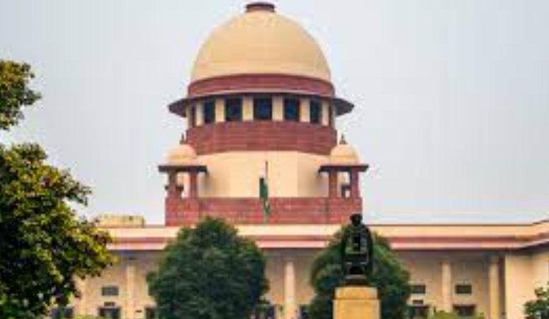 SC directs SBI to immediately stop issuing electoral bonds, asks ECI to make funding details public
