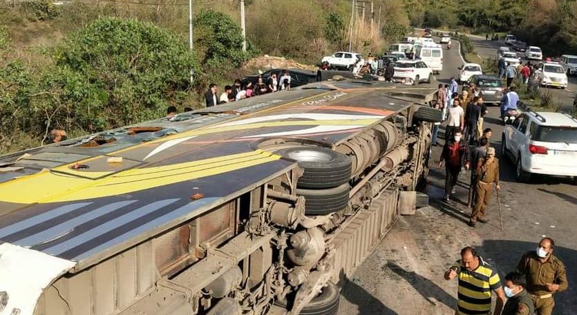Two killed, one injured as bus turns turtle in Jammu outskirts