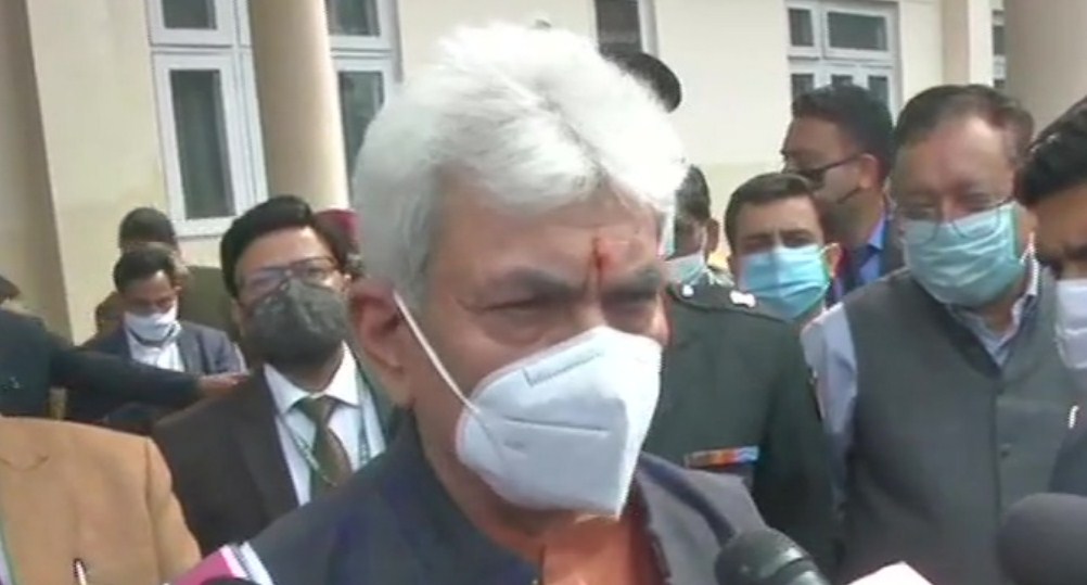 Politicians who want early Assembly polls must cooperate with Delimitation Commission: J&K LG Manoj Sinha