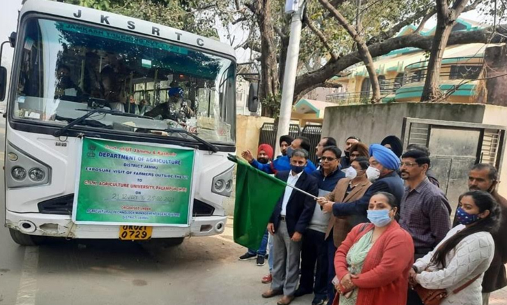 Director Agriculture Jammu flags off 26 farmers for Exposure Visit outside UT