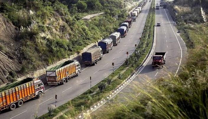 Srinagar-Jammu highway closed for maintenance, Leh road open