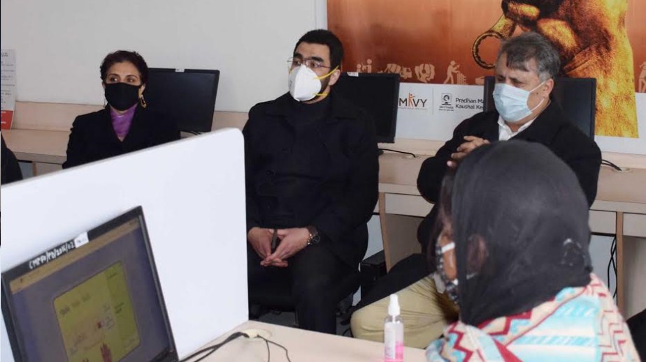 Dr. Samoon emphasizes need for self employment to make J&K youth self- reliant
