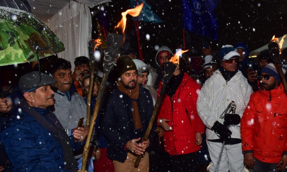 Anurag Thakur inaugurates Night Ski Demonstration in LED Suits at Highland Park, Gulmarg