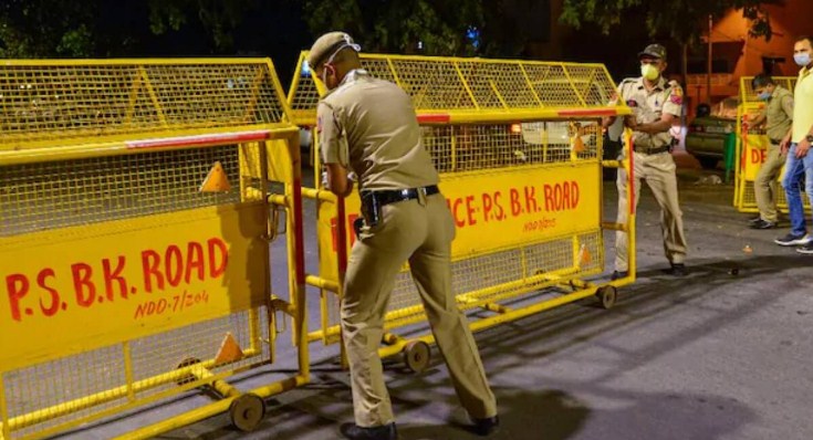 Night curfew imposed in Delhi on New Year's eve, no celebrations allowed at public places