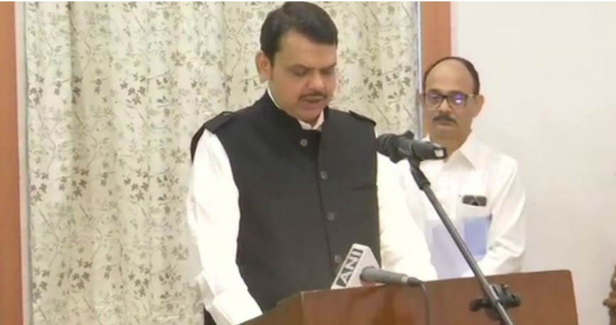 Devendra Fadnavis takes oath as Maharashtra CM, NCP's Ajit Pawar as Deputy CM
