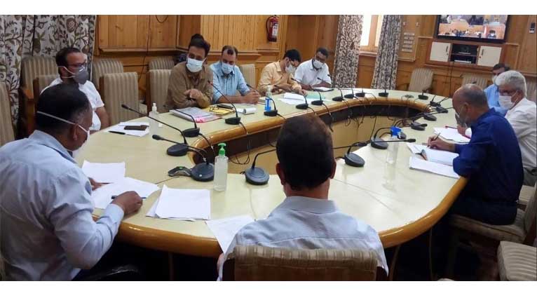 Div Com Kashmir appreciates DCs for attaining close 100% vaccination coverage in above 45 years age group