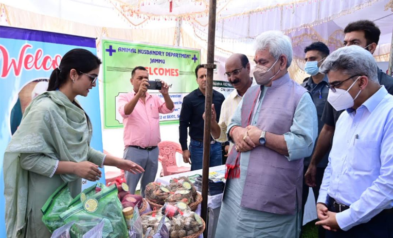 Lt Governor inaugurates two-day multi-stakeholder convention on holistic development of agriculture & allied sectors in J&K UT