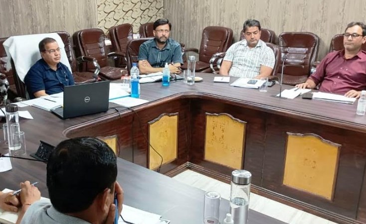 Director Horticulture reviews progress of developmental activities across Jammu Division
