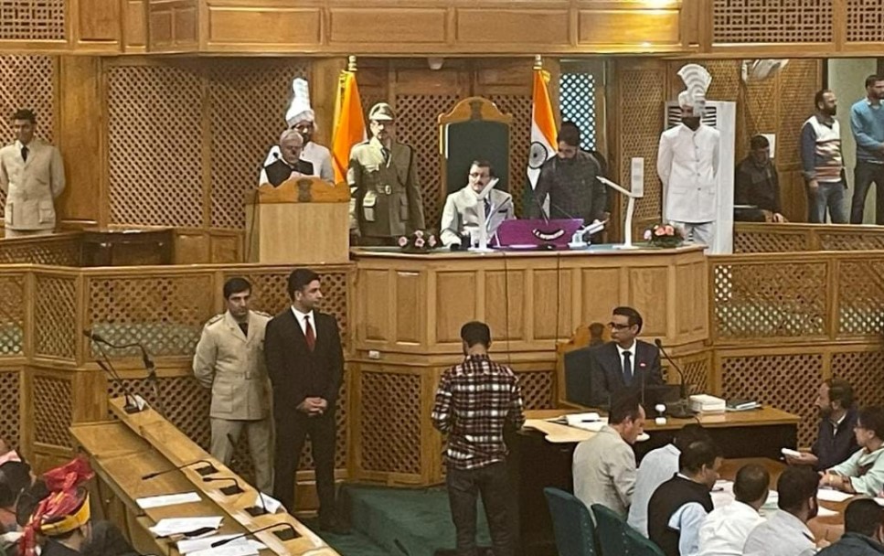 J-K MLAs administered oath, Omar takes pledge in Kashmiri
