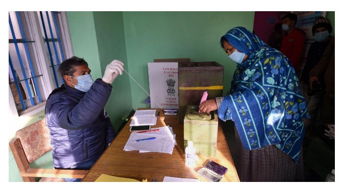 J&K: Voting begins for 33 seats in third phase of District Development Council elections