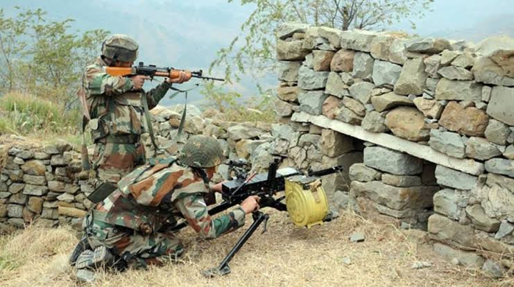 Pakistan violates ceasefire along LoC in Poonch, Indian Army gives befitting reply 